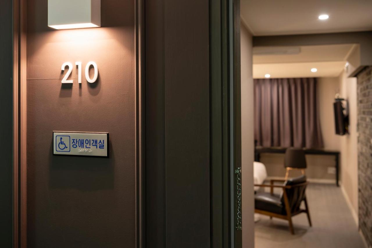 No. 25 Signature Hotel Daecheong Пусан Екстериор снимка